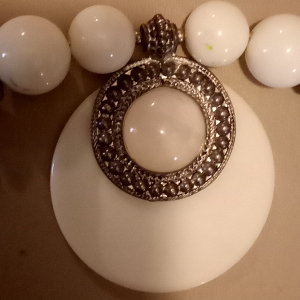 Necklace Carol Dauplaisr - Picture 4 of 4